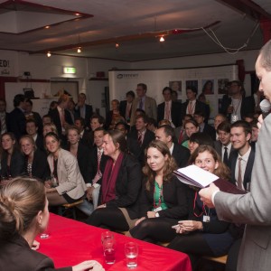 Inspireren en netwerken onder het genot van een hapje en drankje.